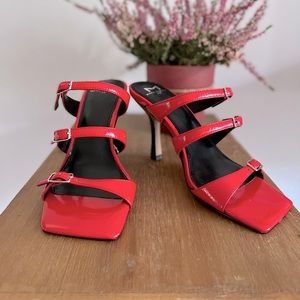 Marc Fisher RED strappy 4 inch heel w/ three (3) adjustable straps. Size 7